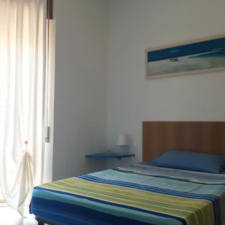 Couette-café Botrus Brindisi