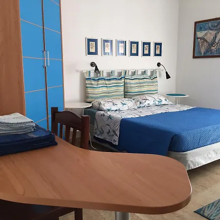 Botrus * Brindisi