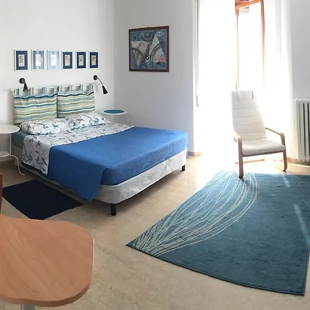 Botrus Bed and Breakfast *